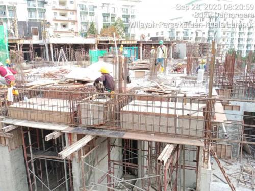 Blk A - close up view of ground floor beams in progress.