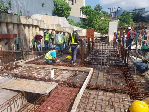 Ground to LG1 - concreting of ramp in progress